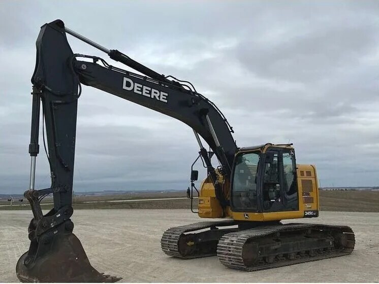 2017 John Deere 245G LC inspected unit