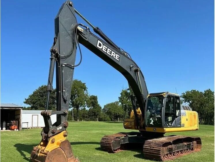 2014 John Deere 250G LC inspected unit